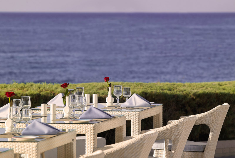 Aldemar Knossos Royal Resort Hersonissos Crete Dine Beach Bar Restaurant
