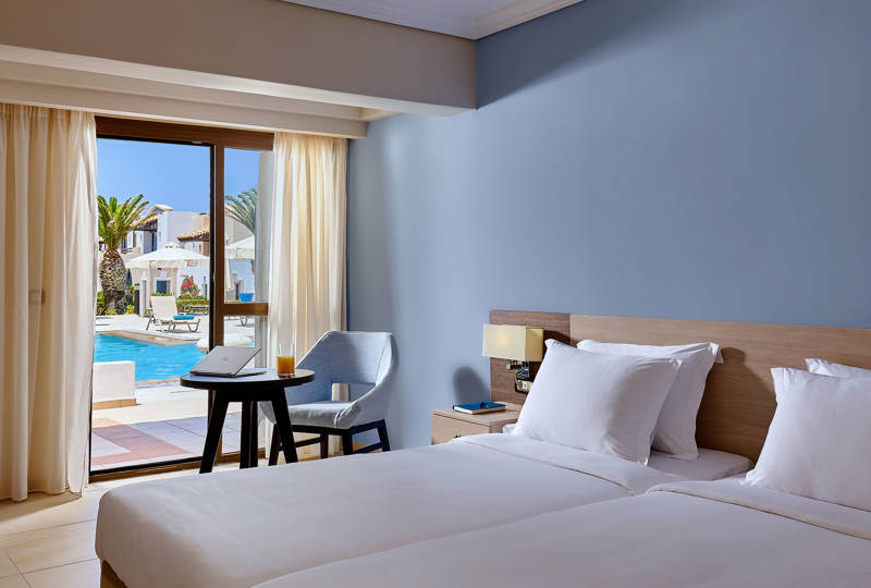Aldemar Knossos Royal Resort Hersonissos Crete Double Bungalow Sharing Pool