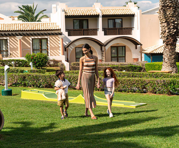 Aldemar Knossos Royal Resort Hersonissos Crete Family Moments